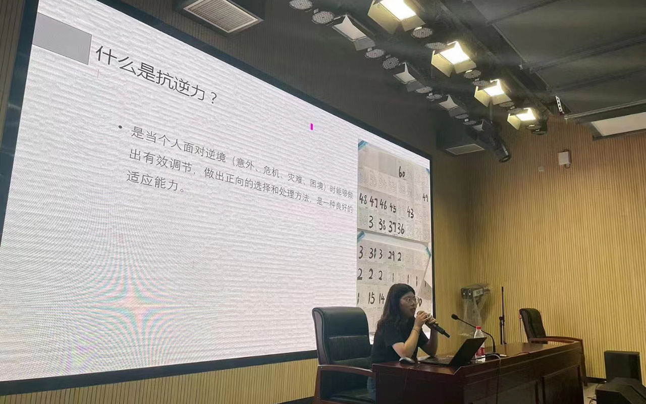 上犹董玉娣中学